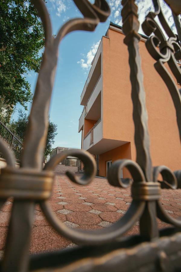 Maslina & Lavanda Apartamento Podstrana Exterior foto