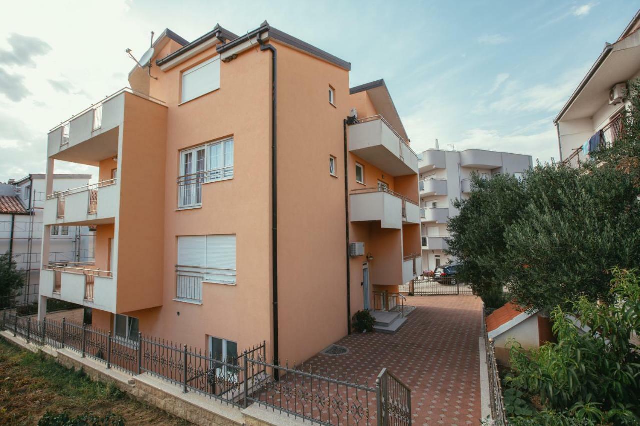 Maslina & Lavanda Apartamento Podstrana Exterior foto
